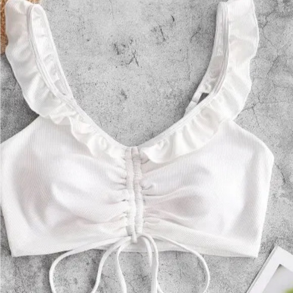 ZAFUL Ribbed Ruffle Cinched Ruched Bikini Top - White S - Picture 1 of 5